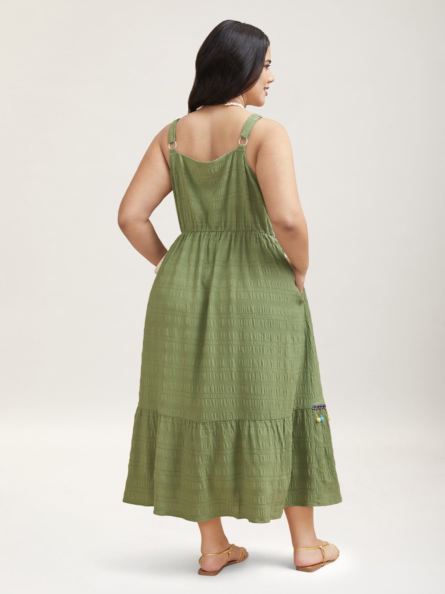 Multi-Color Tassels Textured Tiered Midi Dress