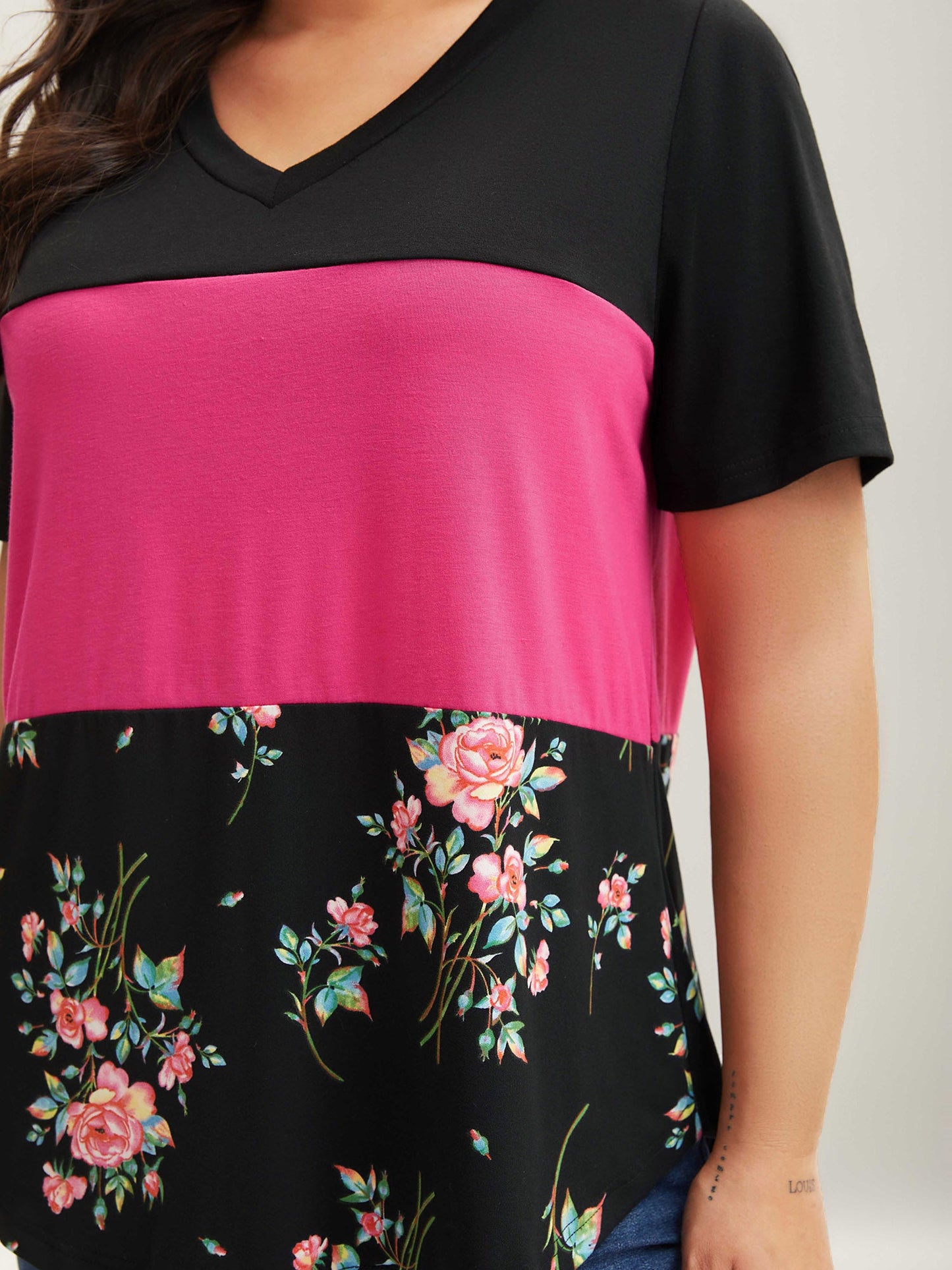 Color Block Heather Stretchy Fitted T-Shirt