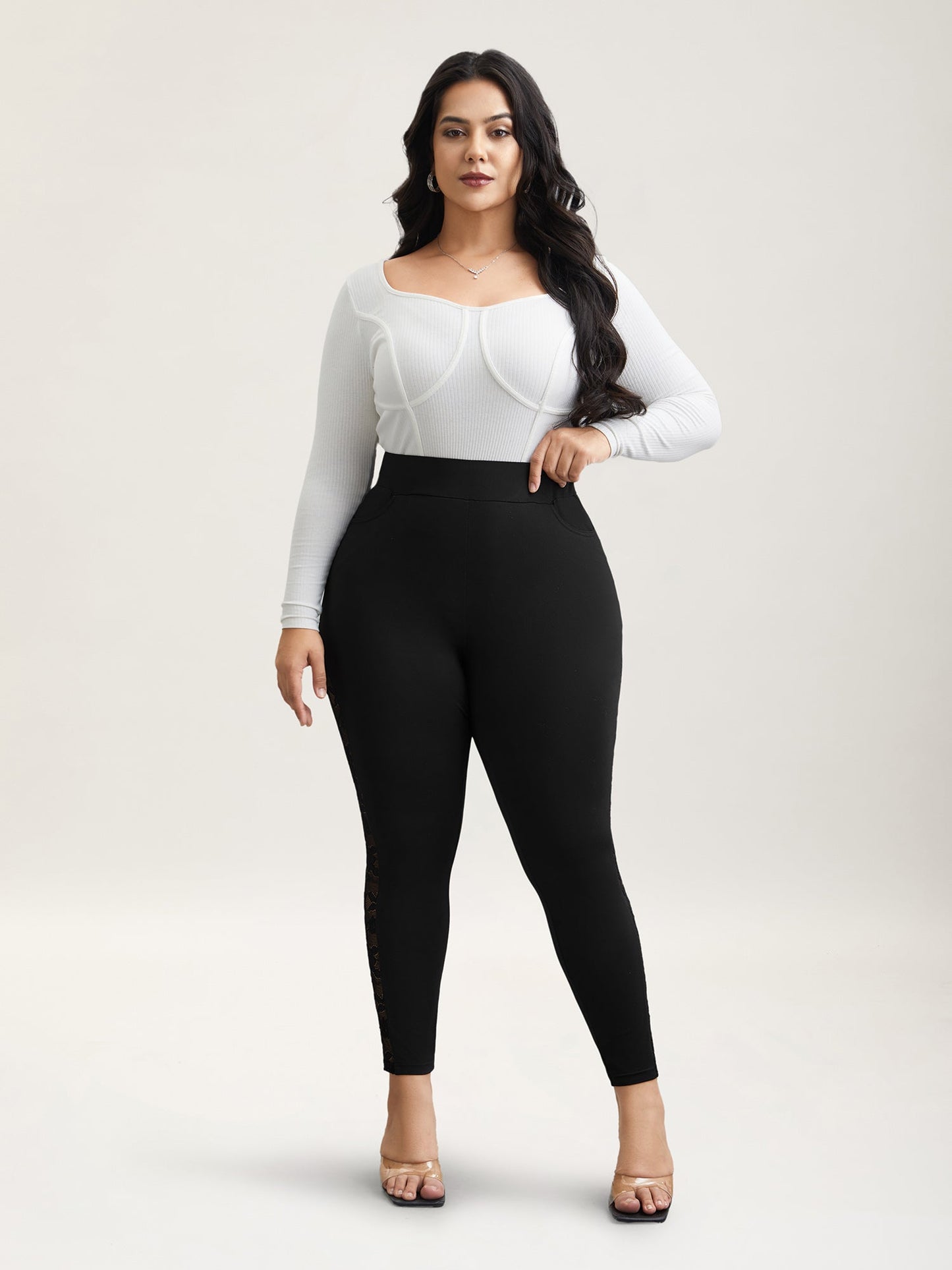 Lace Mid-Rise Tight Pants