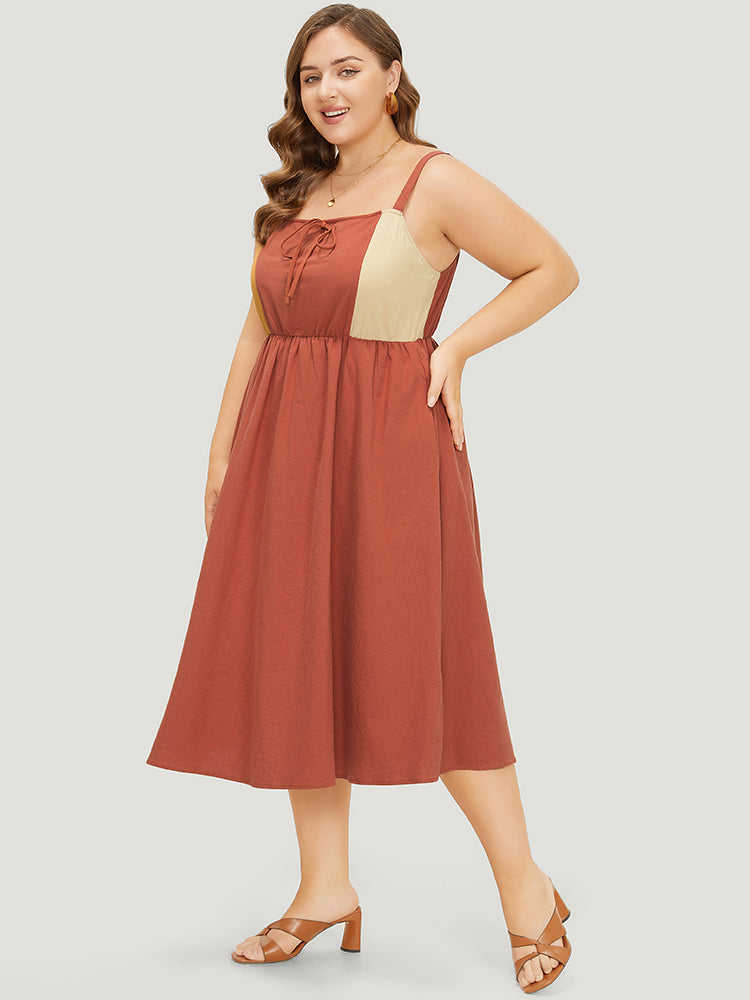 Color Block Contrast Pocket Flutter Hem Knot Cami Dress