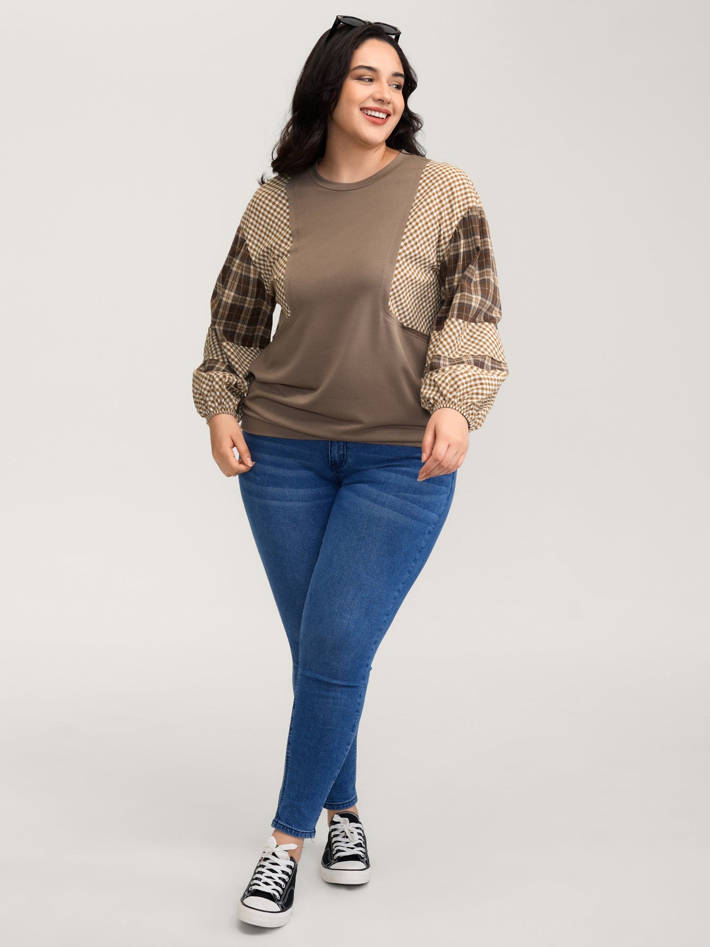 Plaid Contrast Sleeve Stretchy Hem Sweatshirt