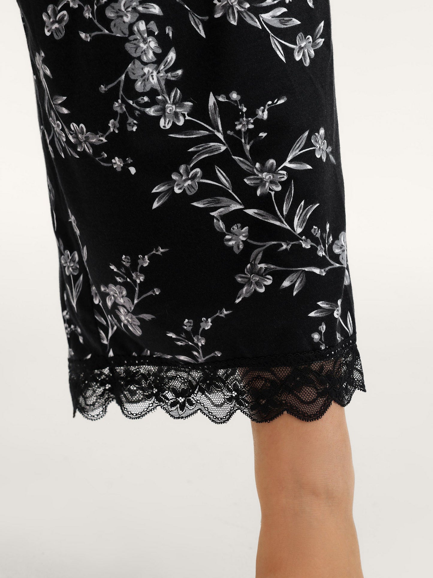 Romantic Floral Print Lace Lounge Bottoms