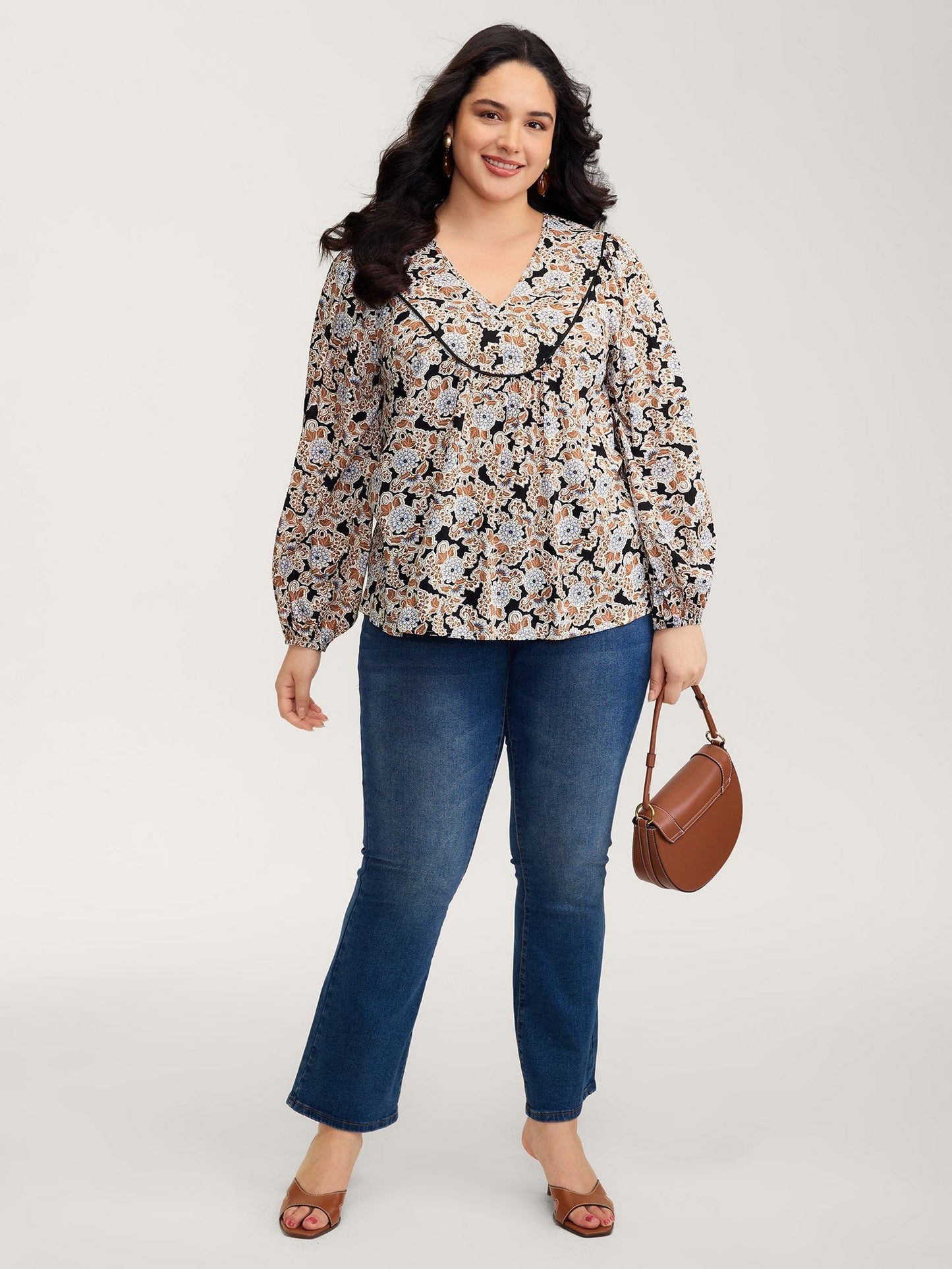 Floral Print Pleated Flowy Blouse