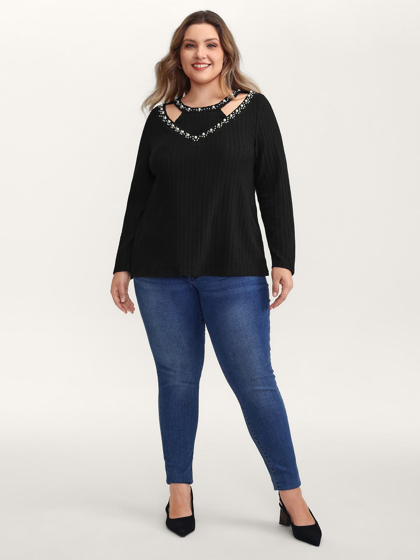 Bubble Beads Neck Cut-Out T-Shirt