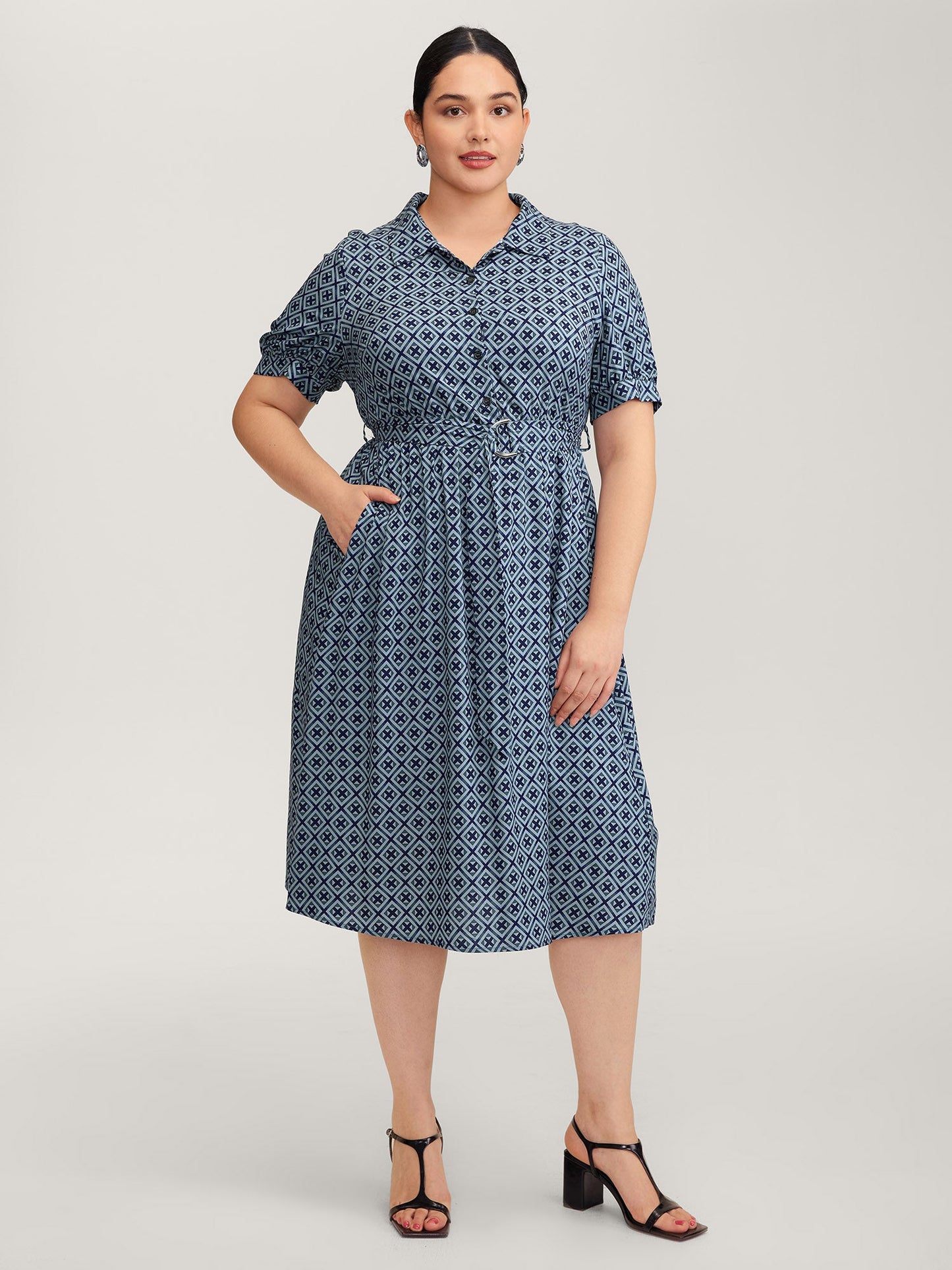Geometric Print Belted Waist Maxi Dress