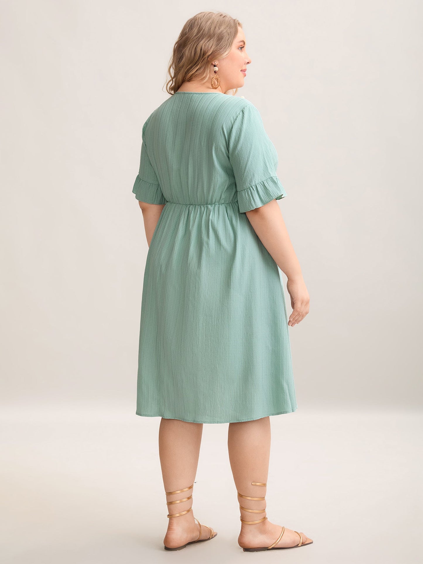 Textured Spliced Multi-Color Tassel Midi Dress