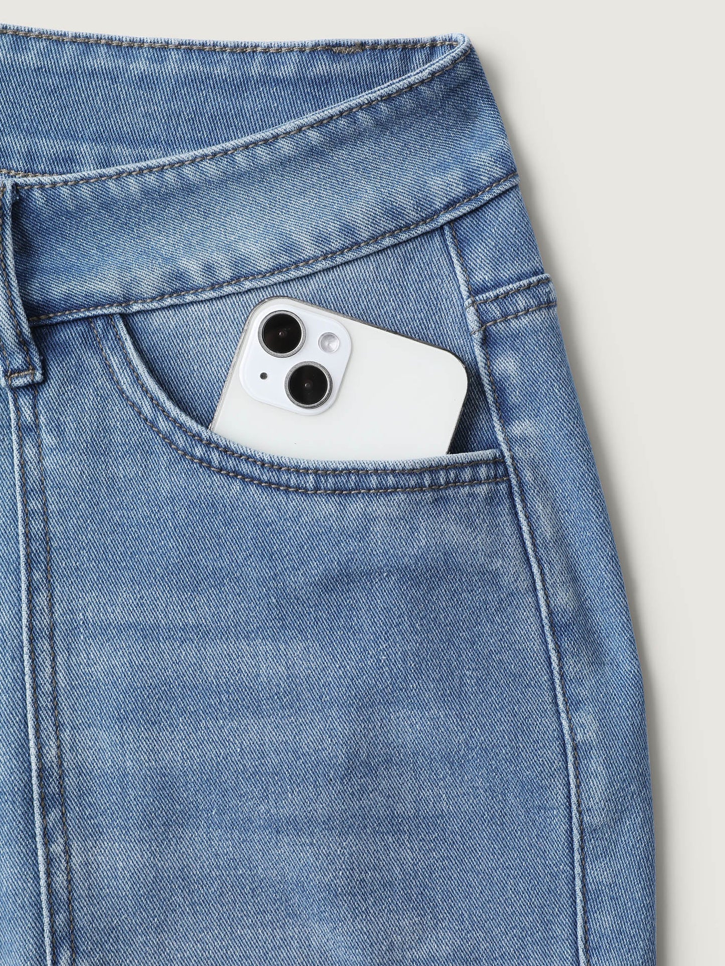 Retro Wash Flared Hem Jeans