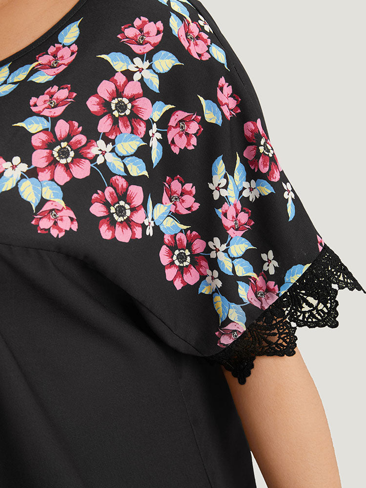 Floral Print Patchwork Lace Trim Gathered Blouse