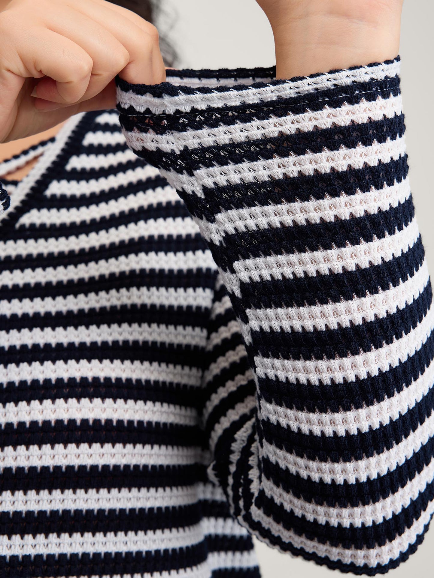 Stripe Stretchy Print V-Neck T-Shirt