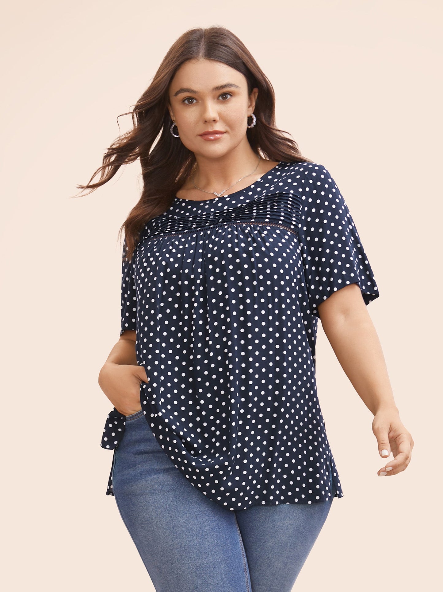 Polka Dot Split Hem Pleated Blouse