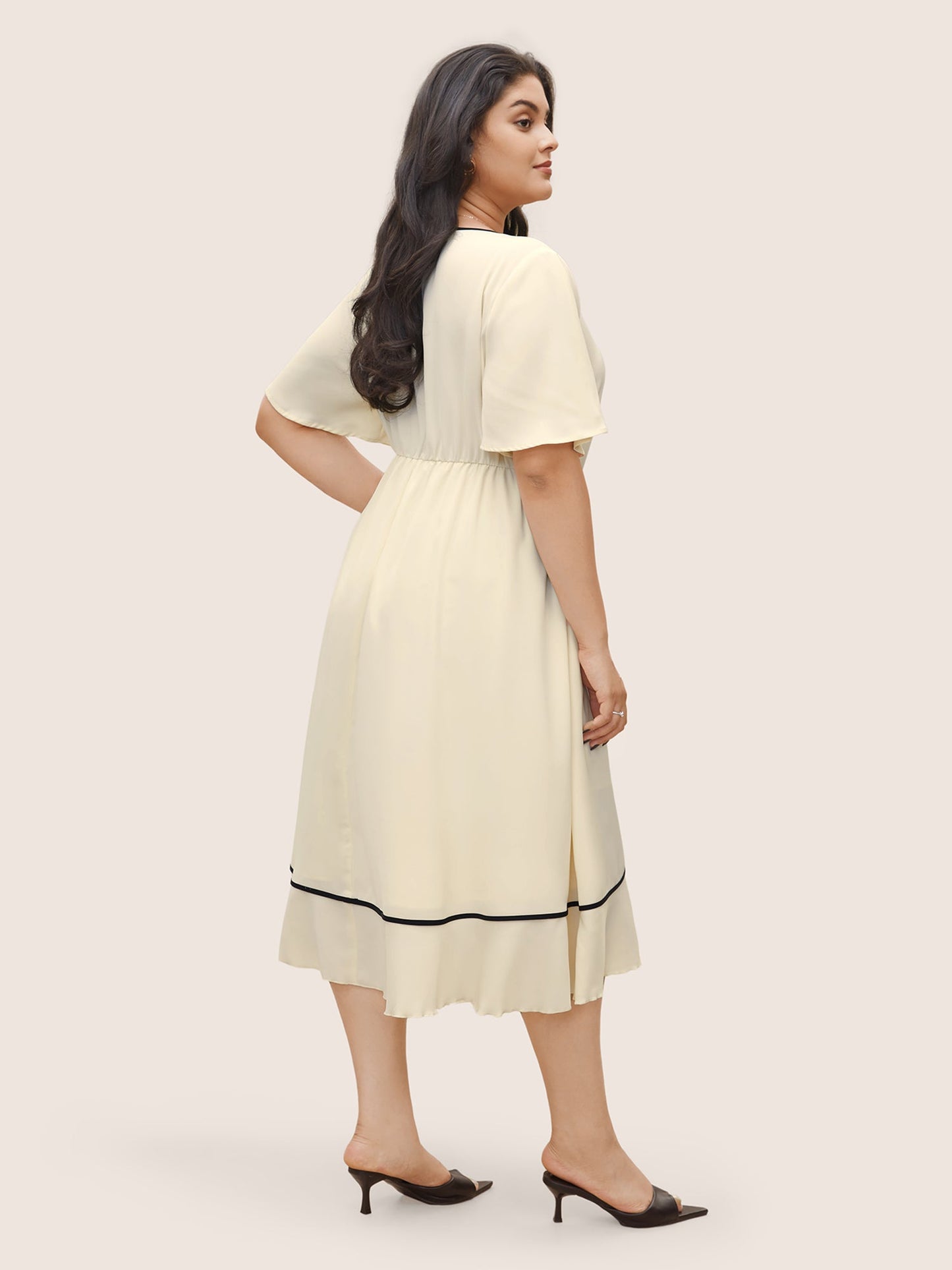 Anti-Wrinkle Wrap Tiered Ruffles Contrast Ties Dress