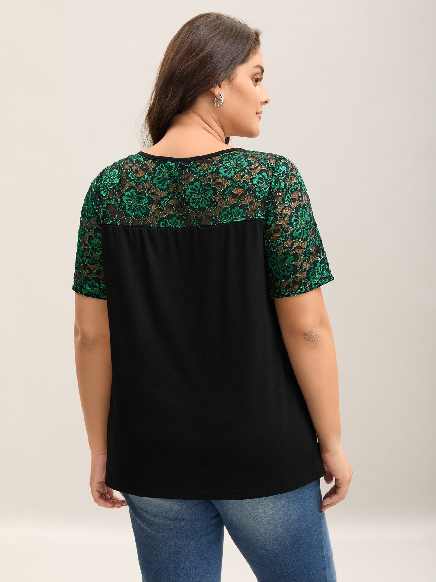 Lace Neck Sequins Color Contrast T-Shirt