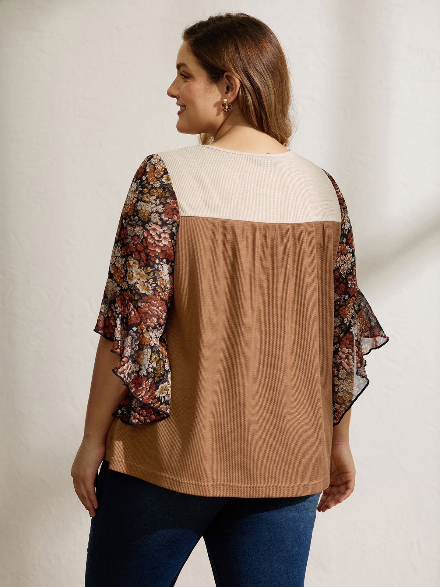 Colorblock Floral Sleeve Flowy Knit Top