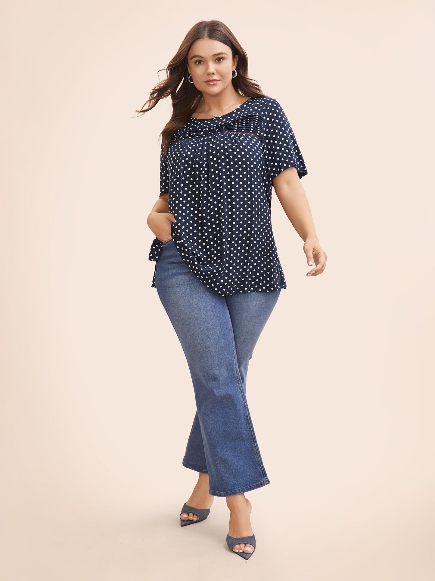 Polka Dot Split Hem Pleated Blouse