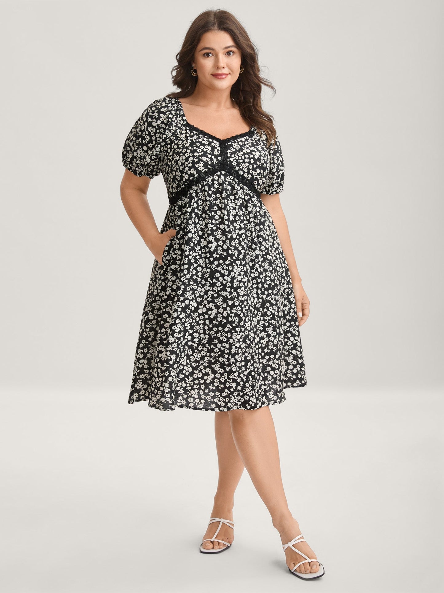 Ditsy Floral Print Lace Detail Midi Dress