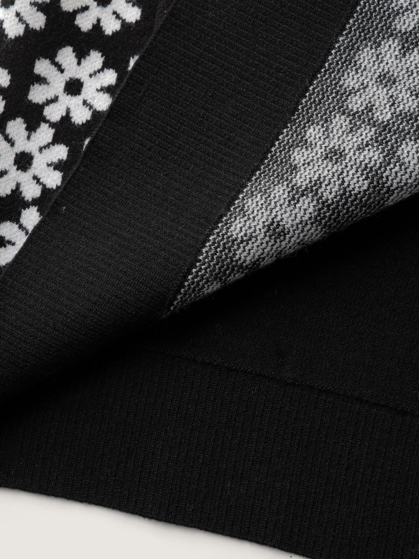 Scattered Floral Pattern Open-Front Cardigan