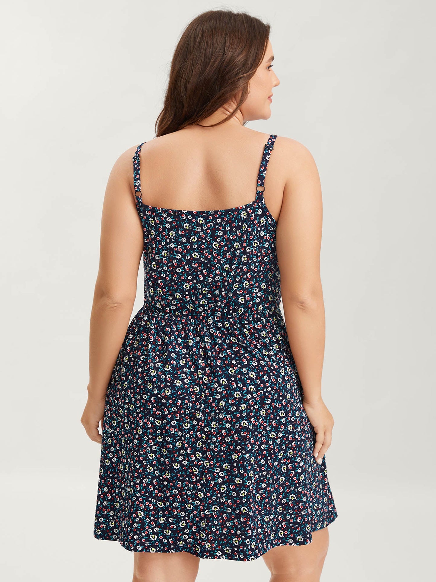 Delicate Floral Print Pockets Cami Midi Dress