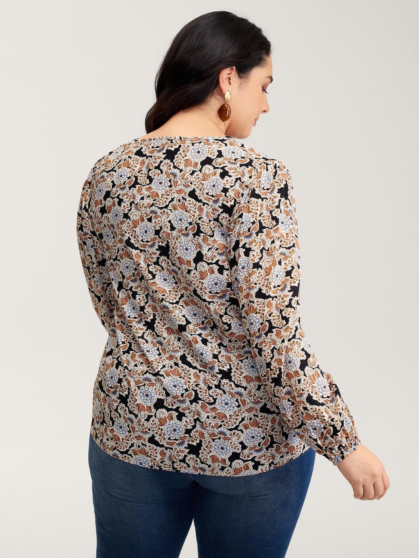 Floral Print Pleated Flowy Blouse