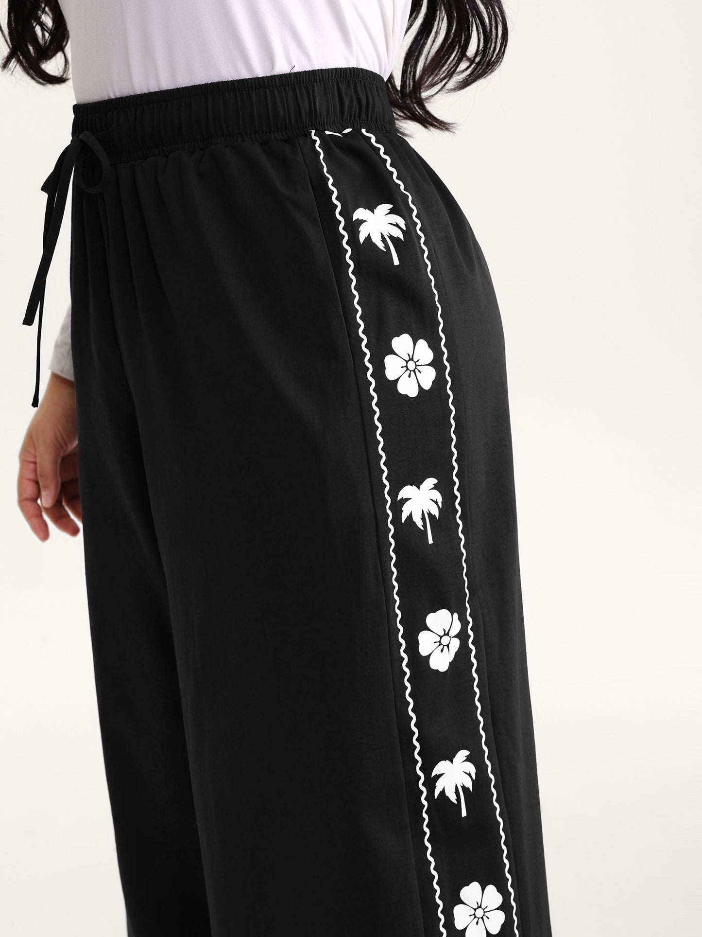 Floral Side Drawstring Wide-Leg Pants