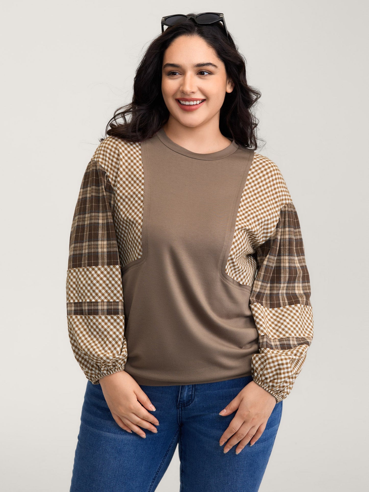 Plaid Contrast Sleeve Stretchy Hem Sweatshirt
