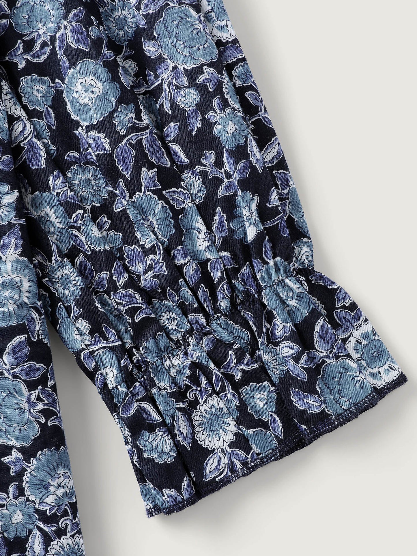 Cotton Floral Print Toothpick Pleats Blouse