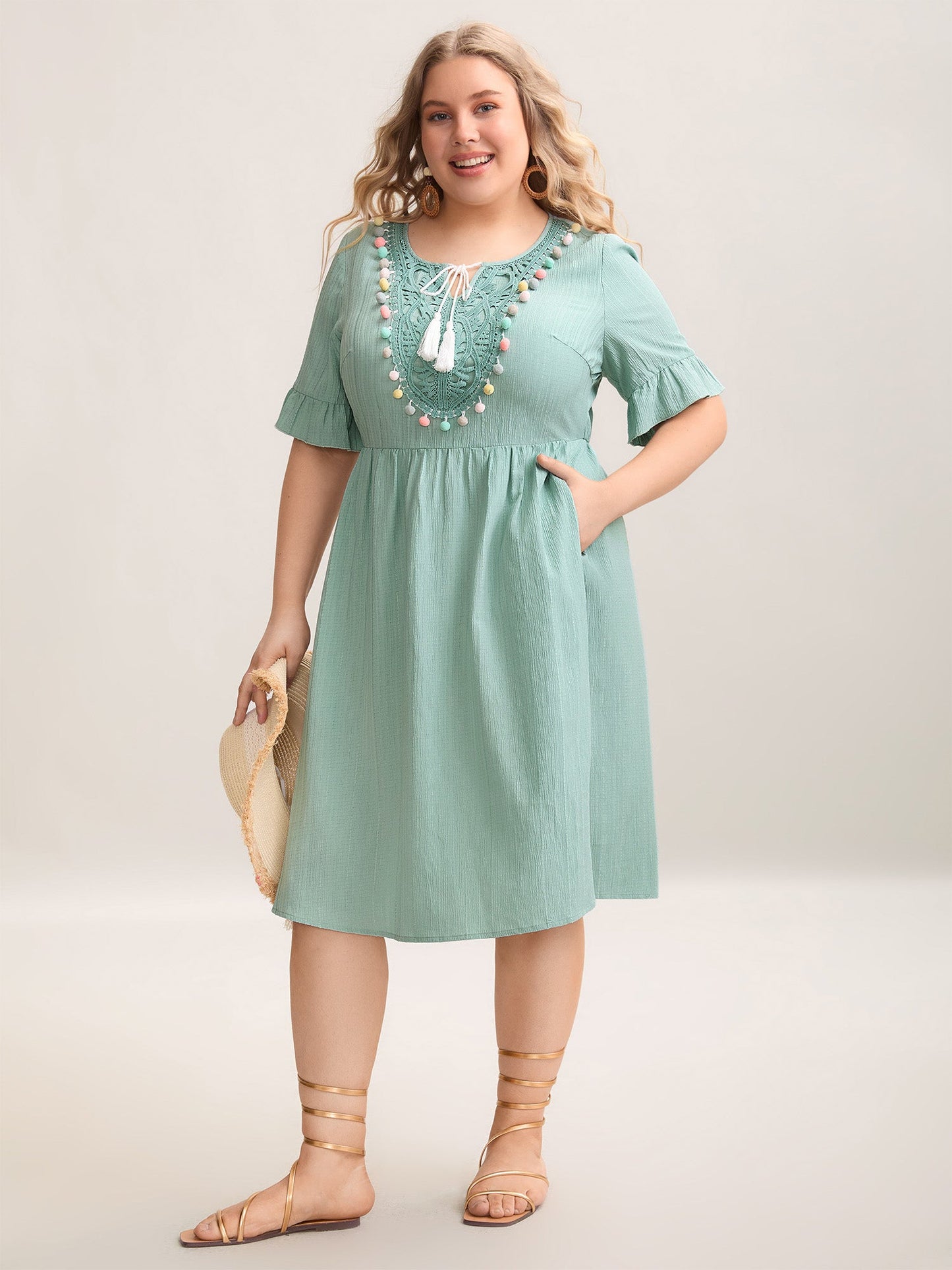 Textured Spliced Multi-Color Tassel Midi Dress