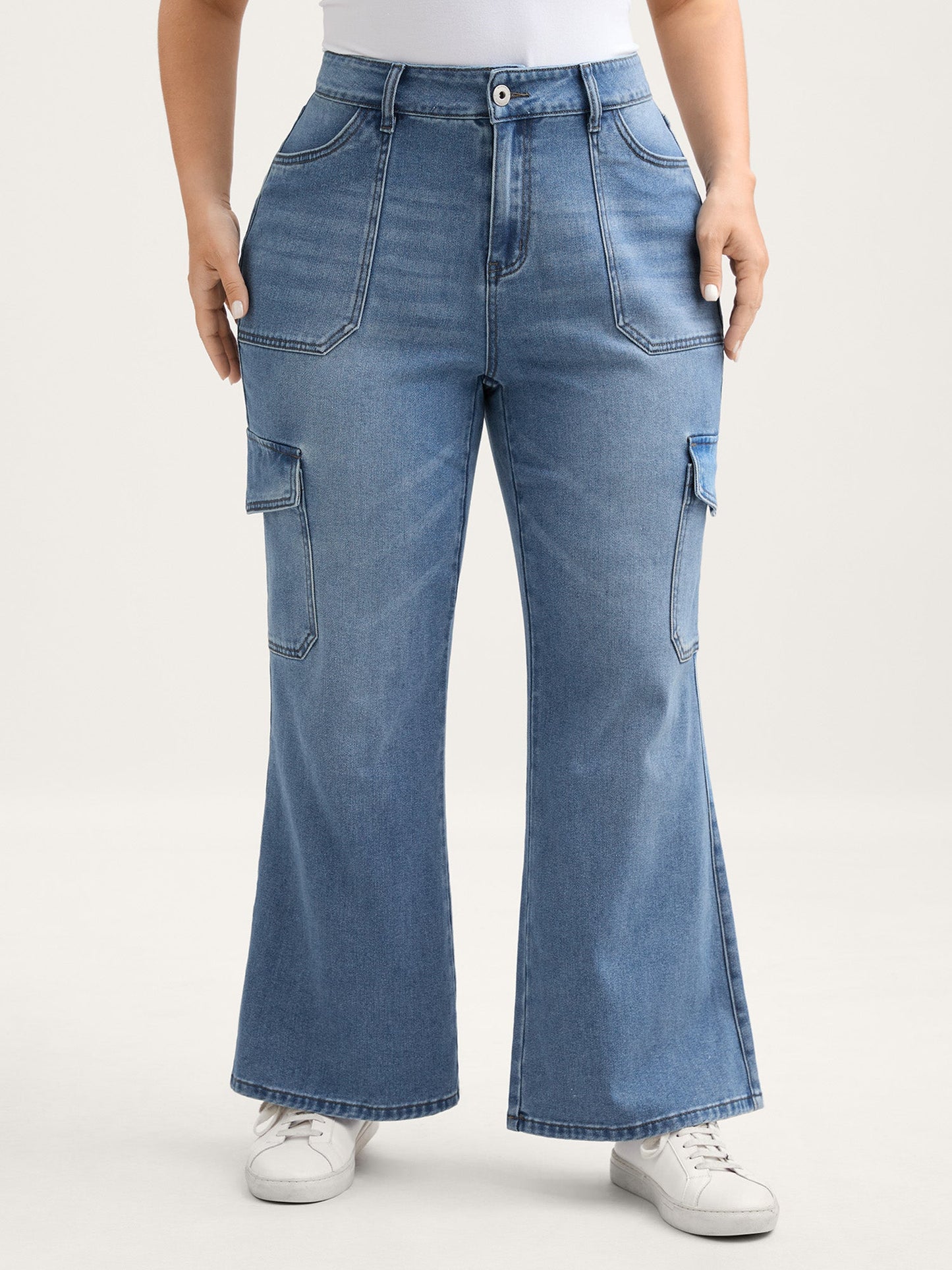 Retro Wash Flared Hem Jeans