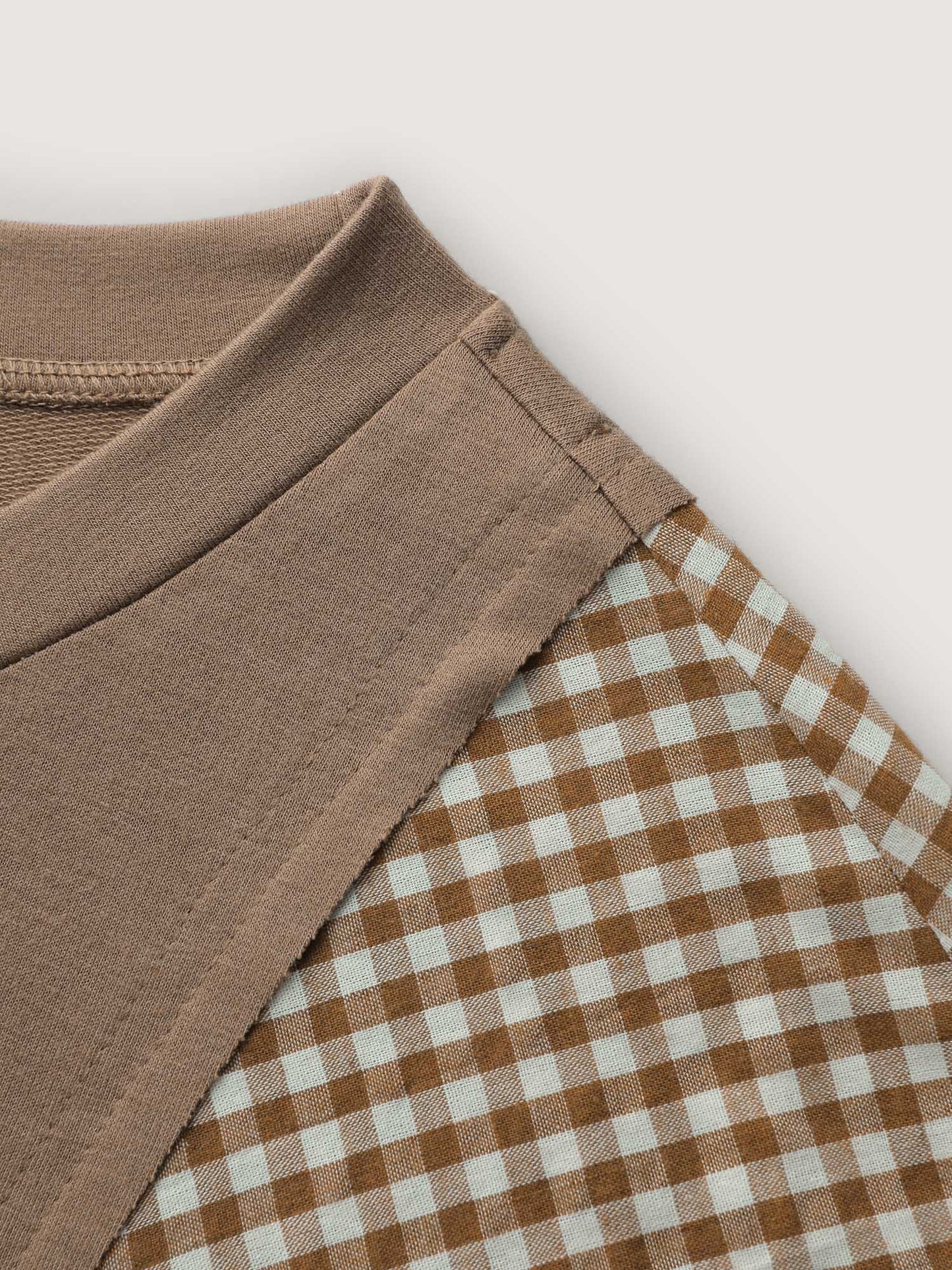 Plaid Contrast Sleeve Stretchy Hem Sweatshirt