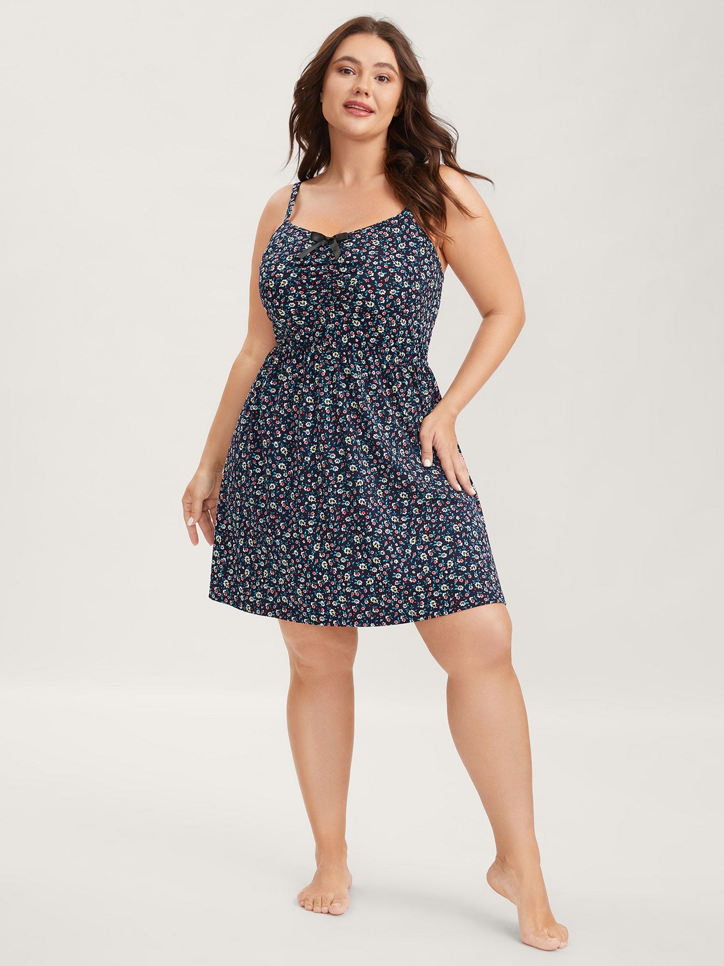 Delicate Floral Print Pockets Cami Midi Dress
