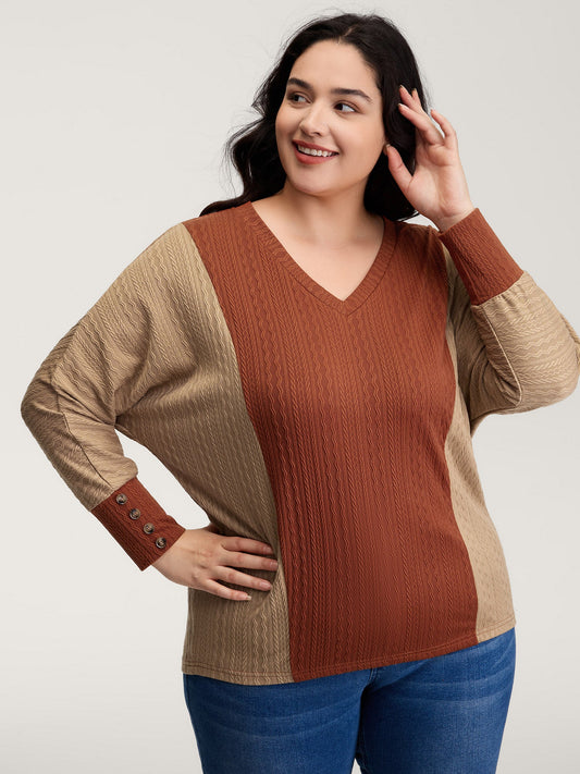 Colorblock Textured V-Neck T-Shirt