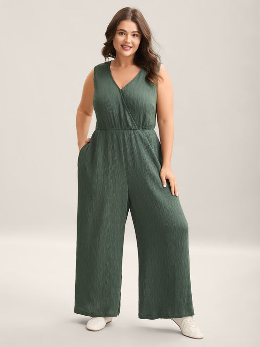 Textured Plain Pockets Wide-Leg Jumpsuit