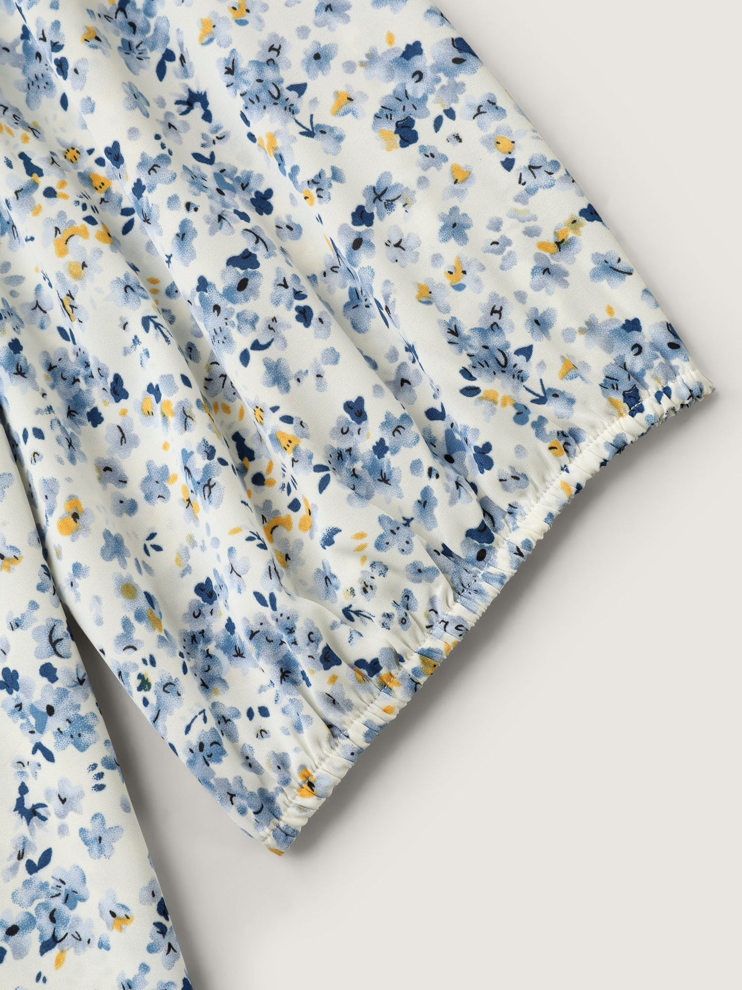 Floral Print Lace Trim Flowy Blouse