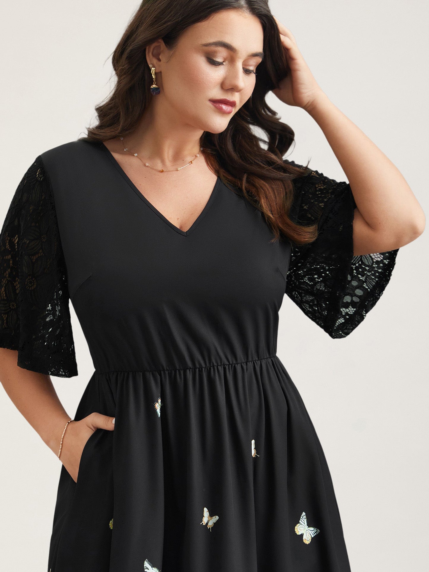 Gardenia Print Waist-Cinched Lace Midi Dress