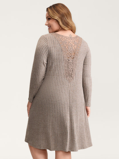 Lace Cut-Out Back Stretchy Knit Midi Dress