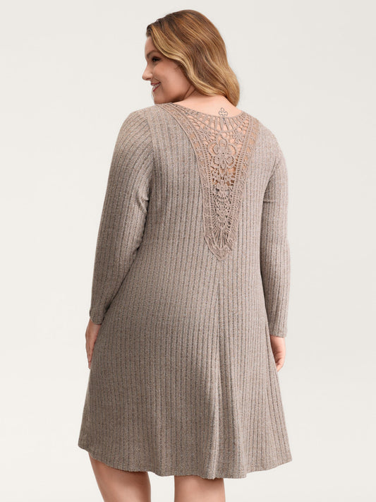 Lace Cut-Out Back Stretchy Knit Midi Dress