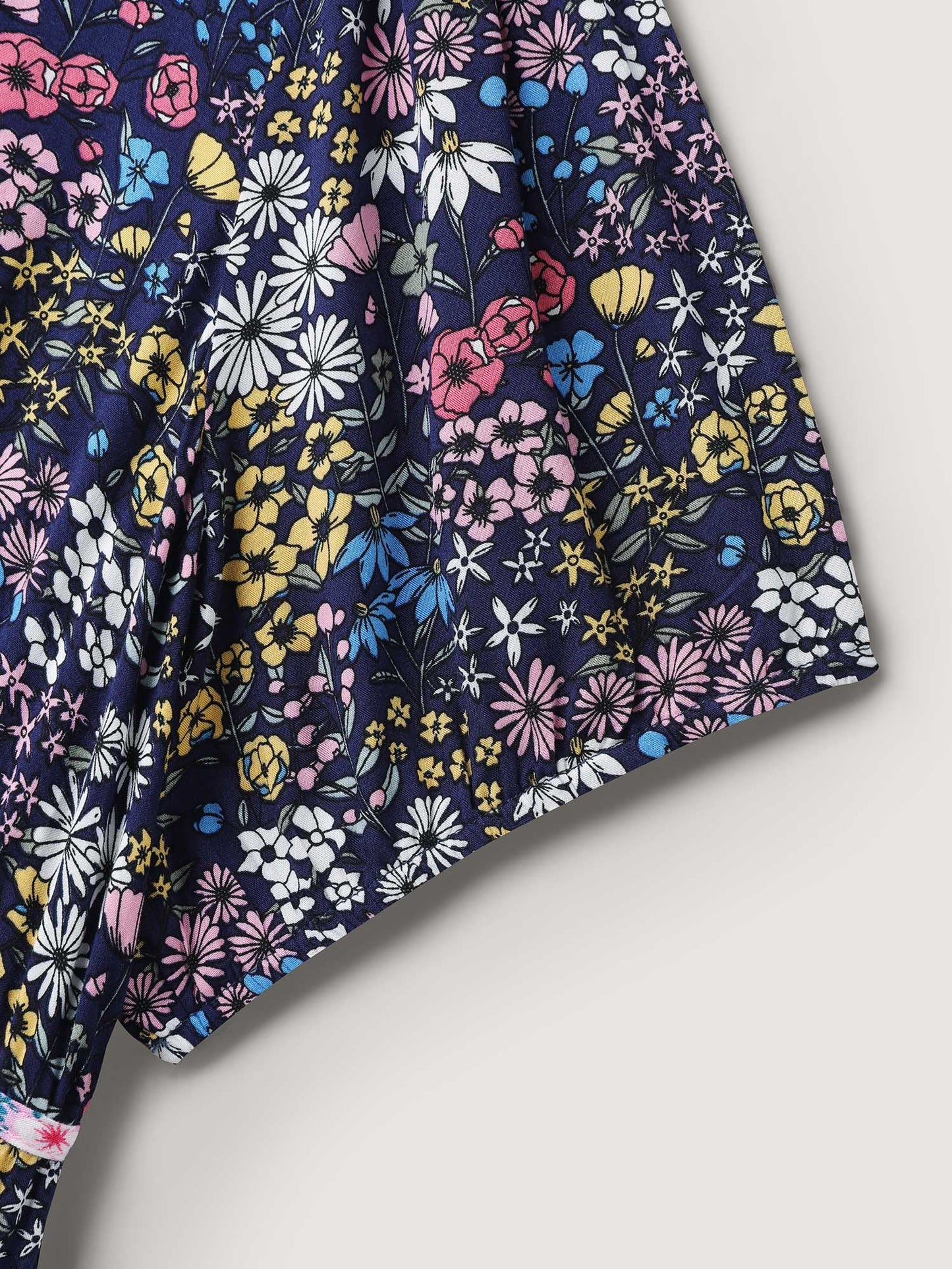 Rayon Floral Print Contrast Pockets Midi Dress
