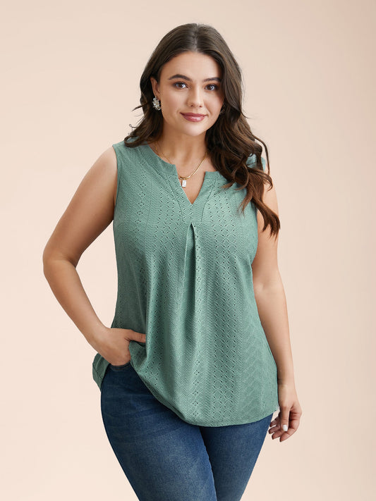 Front Plicated Textured Notched Collar Vest