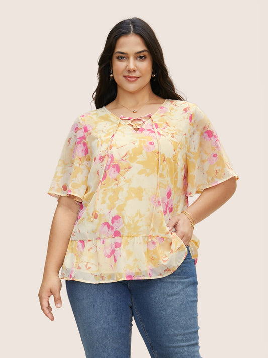 Floral Flutter Sleeve Lace Up Blouse