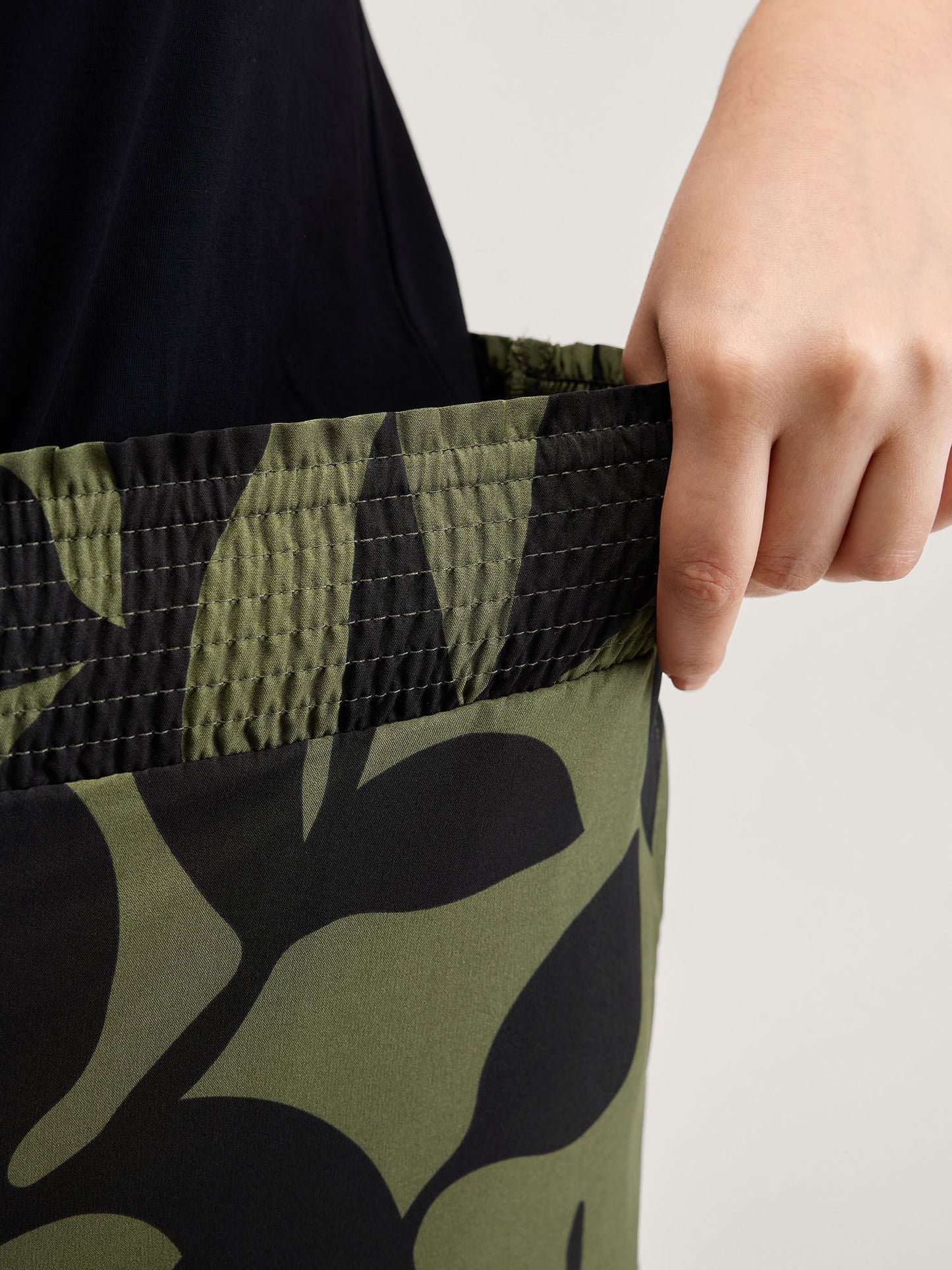 Leaf Print Shirred Wide Waistband Pants