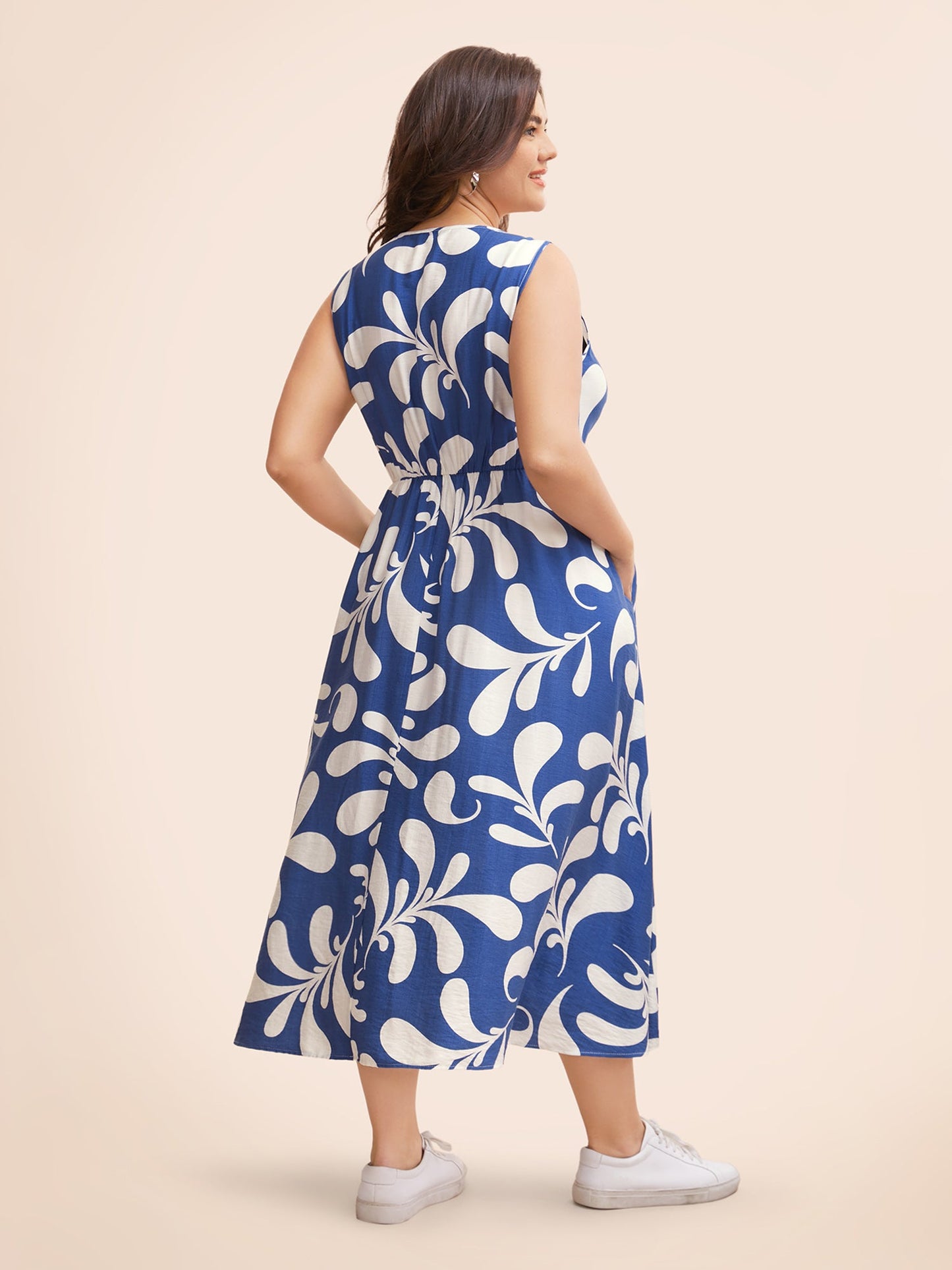 Silhouette Floral Print Drawstring Midi Dress