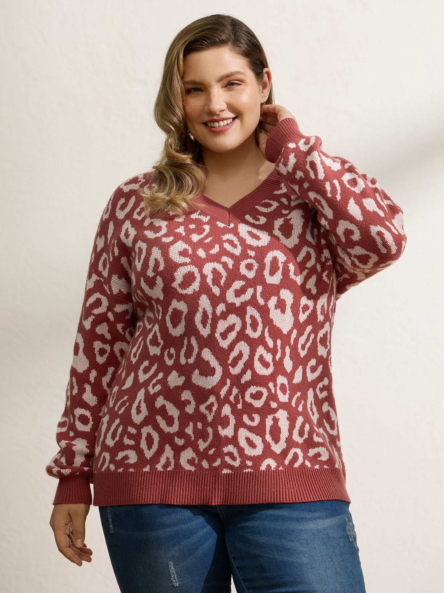 Leopard Print V-Neck Contrast Pullover