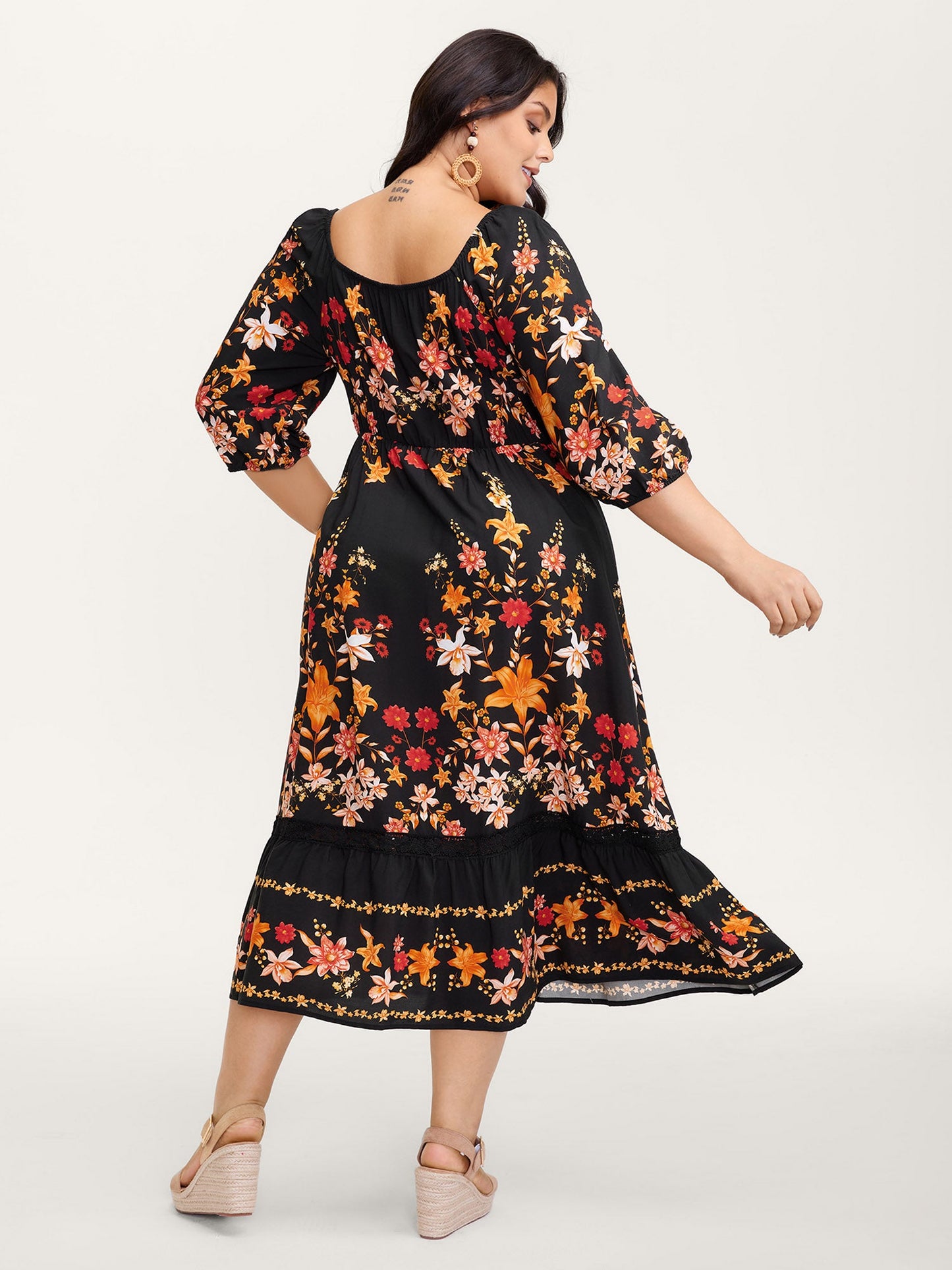 Floral Print Lace Trim Shirred Maxi Dress