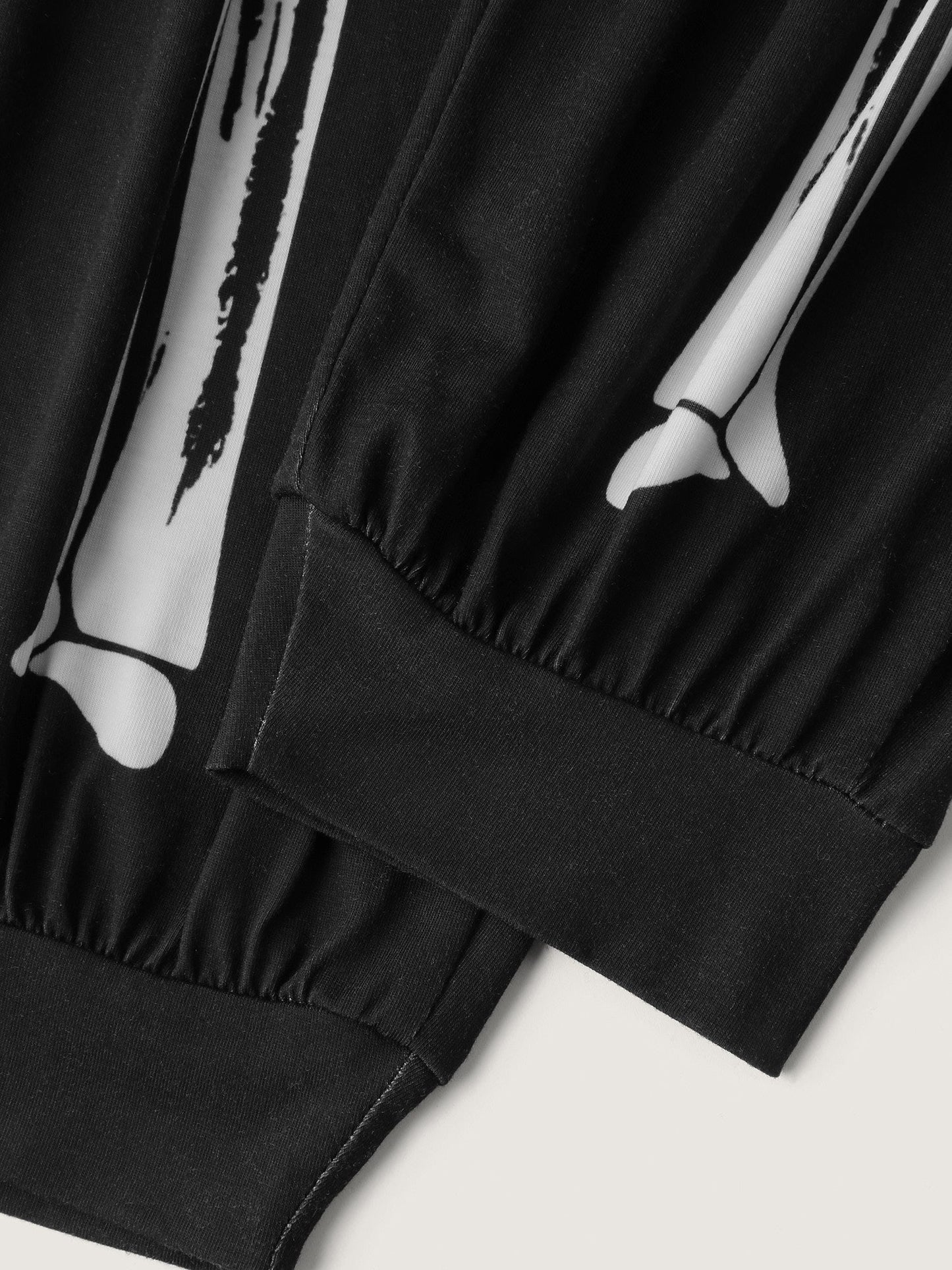 Half Skeleton Halloween Print Jogger Pants