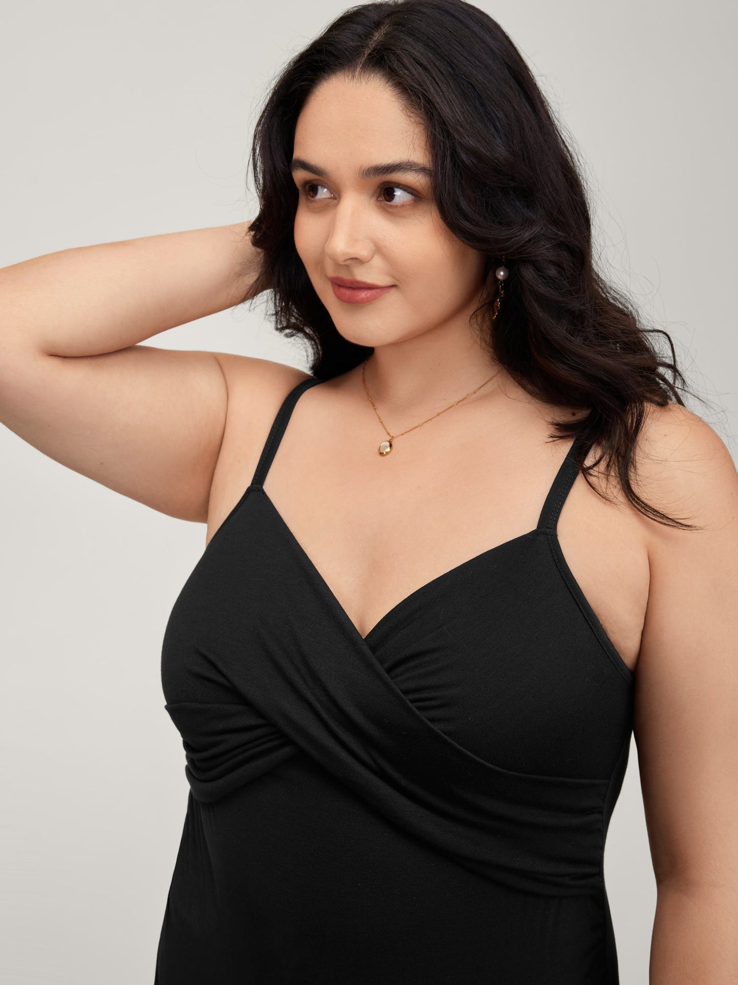Stretchy Cross-Over Pleats Tank Top