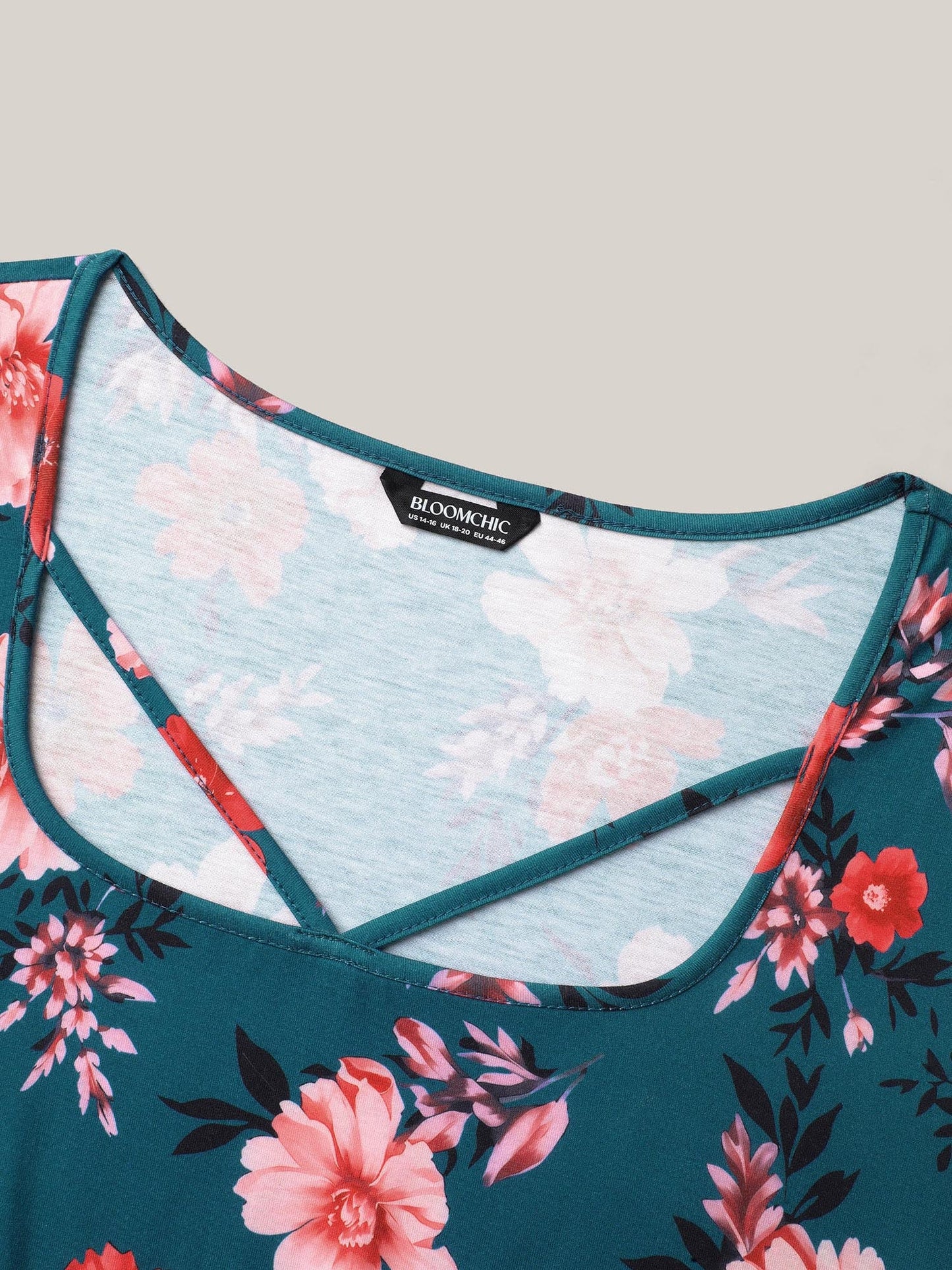 Floral Print Neck Cut-Out Babydoll Top