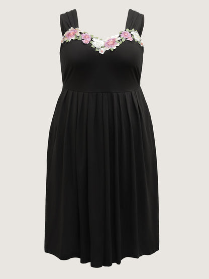 Floral Embroidered Neckline Lace Trim Midi Dress