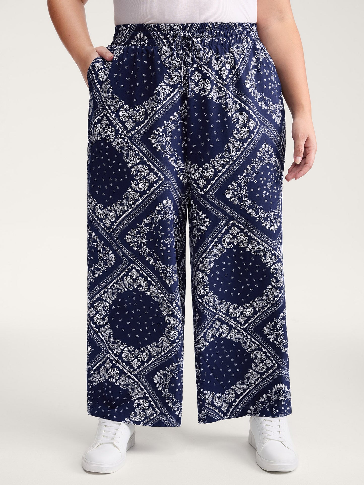 Collage Scarf Pattern Straight-Leg Pants