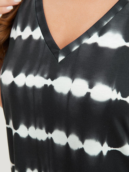 Striped Tie Dye Curved Hem T-shirt