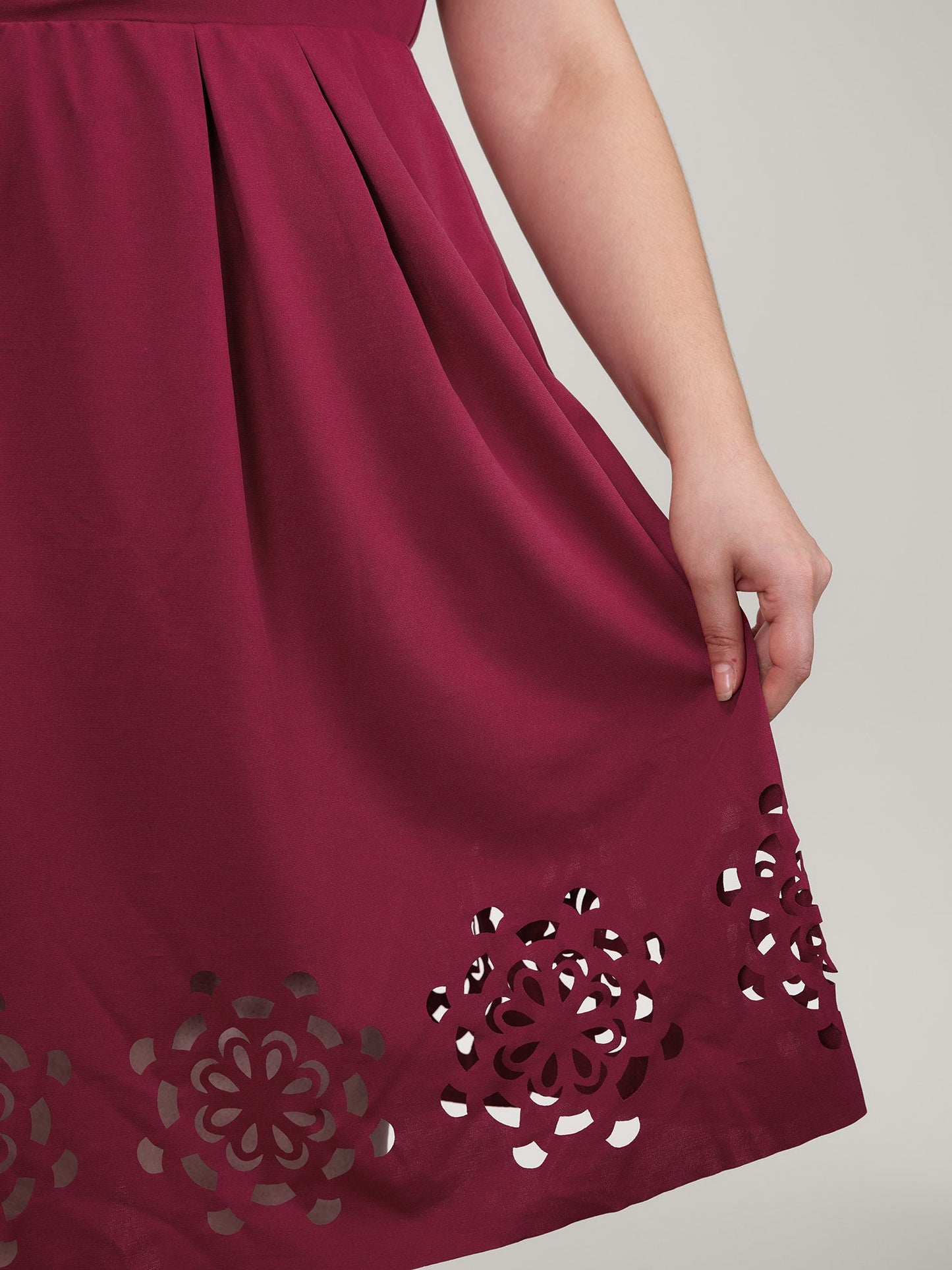 Laser Cut Hem Backless Tie Midi Dress