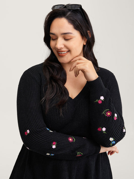Embroidered Sleeve Stretchy Cinched-Waist Pullover